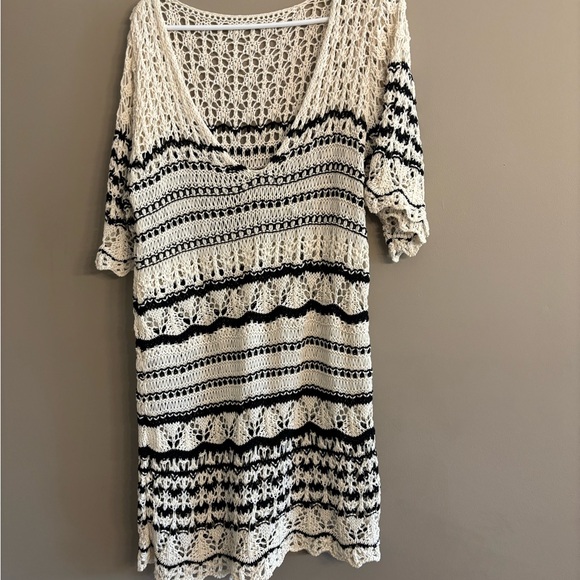 Zara Black and White Crochet Knit Dress - Picture 2 of 2